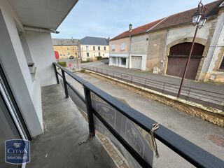  Maison à louer 3 pièces 100 m²