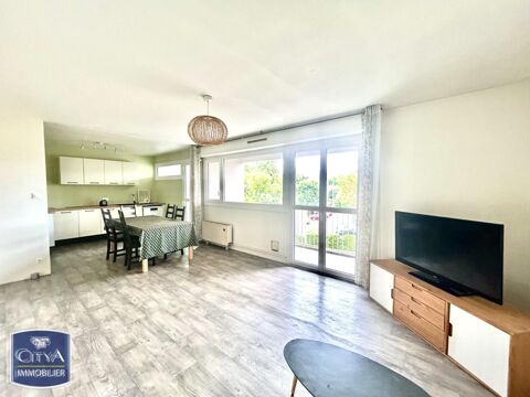   Location Appartement Appartement - 5 pièce(s) - 103 m²