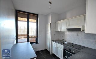  Appartement � louer 4 pi�ces 85 m�