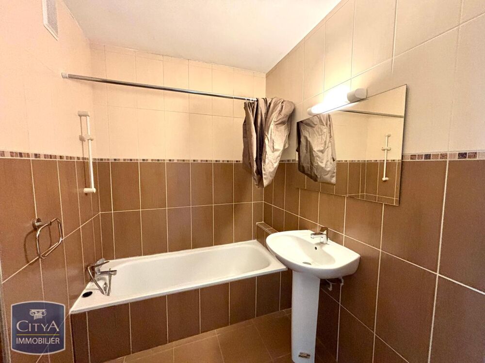 À louer : Appartement T3 situé au 16 rue Diderot, dans l....