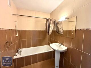  Appartement à louer 3 pièces 71 m²