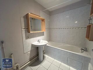  Appartement à louer 2 pièces 56 m²