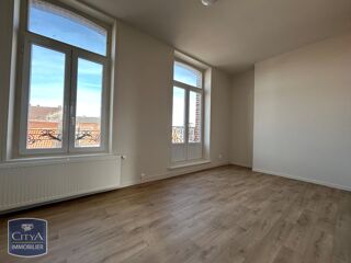  Appartement à louer 2 pièces 63 m²