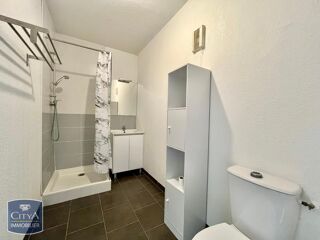  Appartement à louer 2 pièces 37 m²