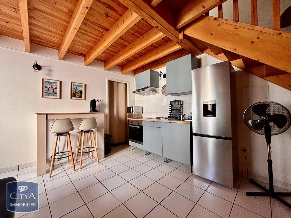 À LOUER : Charmant appartement rénové T3 MEUBLE situé au....