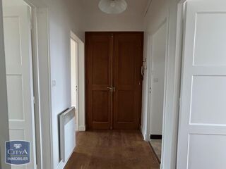  Appartement à louer 2 pièces 43 m²