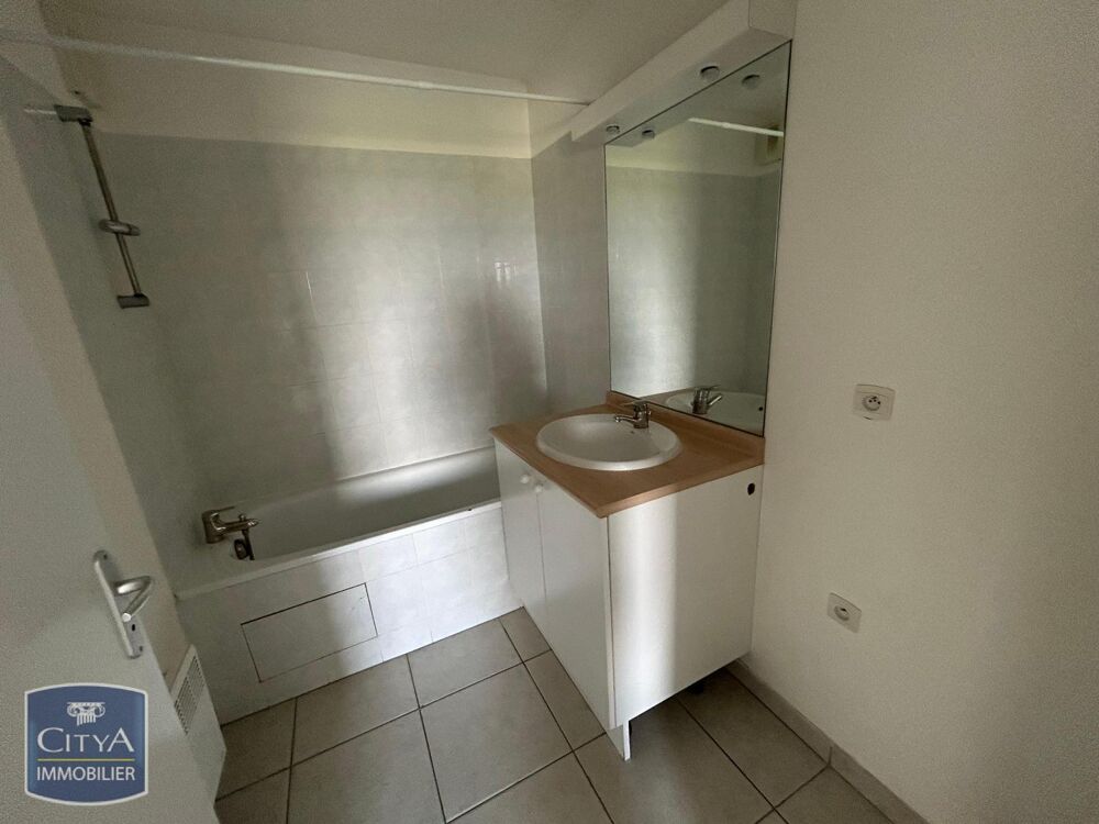 location Appartement - 2 pièce(s) - 39 m² Angoulême (16000)