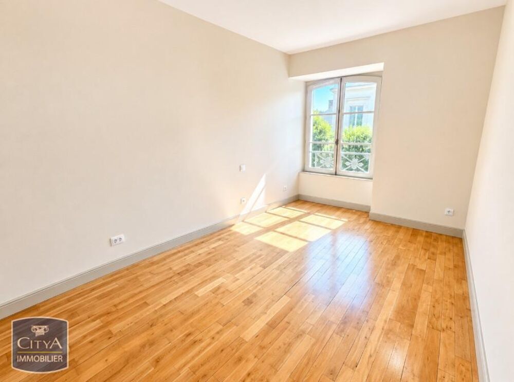 location Appartement - 2 pièce(s) - 46 m² Chinon (37500)