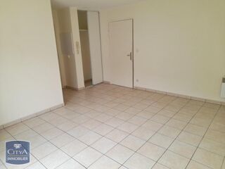  Appartement à louer 2 pièces 45 m²