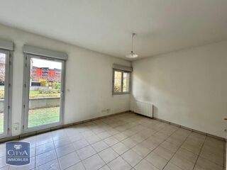  Appartement à louer 1 pièce 33 m²