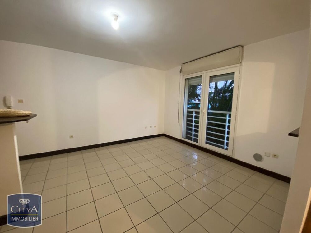 location Appartement - 1 pièce(s) - 32 m² La Possession (97419)