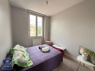  Appartement à louer 5 pièces 52 m²