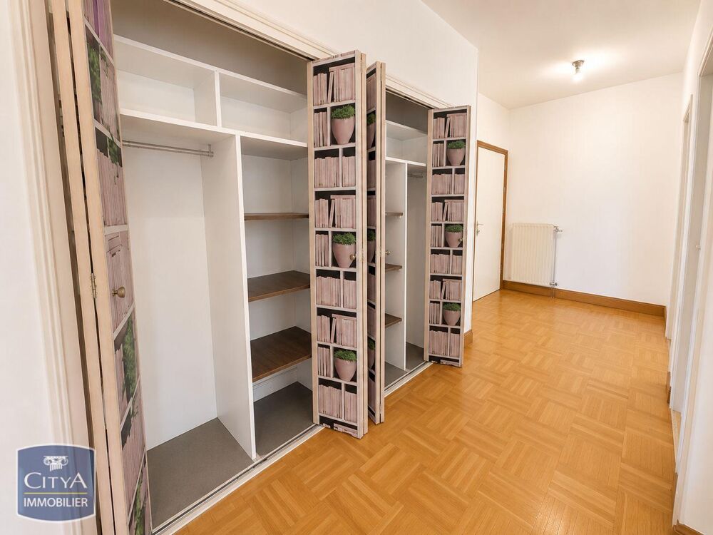 À LOUER : Charmant appartement T3 non meublé situé au coe....