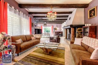  Villa à louer 5 pièces 199 m² Castelnau le lez
