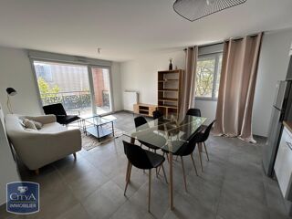  Appartement à louer 3 pièces 67 m²