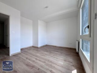  Appartement à louer 3 pièces 71 m²