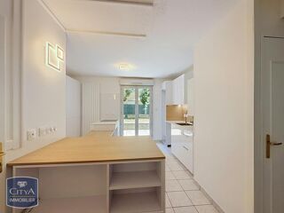  Appartement à louer 3 pièces 70 m²