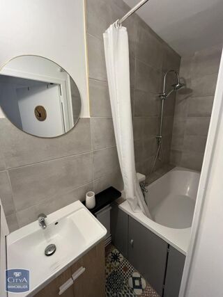  Appartement à louer 2 pièces 38 m²