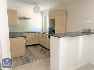  Appartement à louer 3 pièces 86 m²