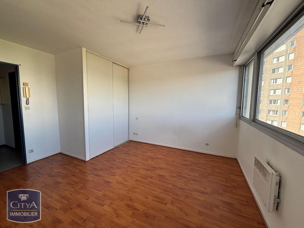 À LOUER : STUDIO NON MEUBLE + PARKING - TALENCE / THOUAR....