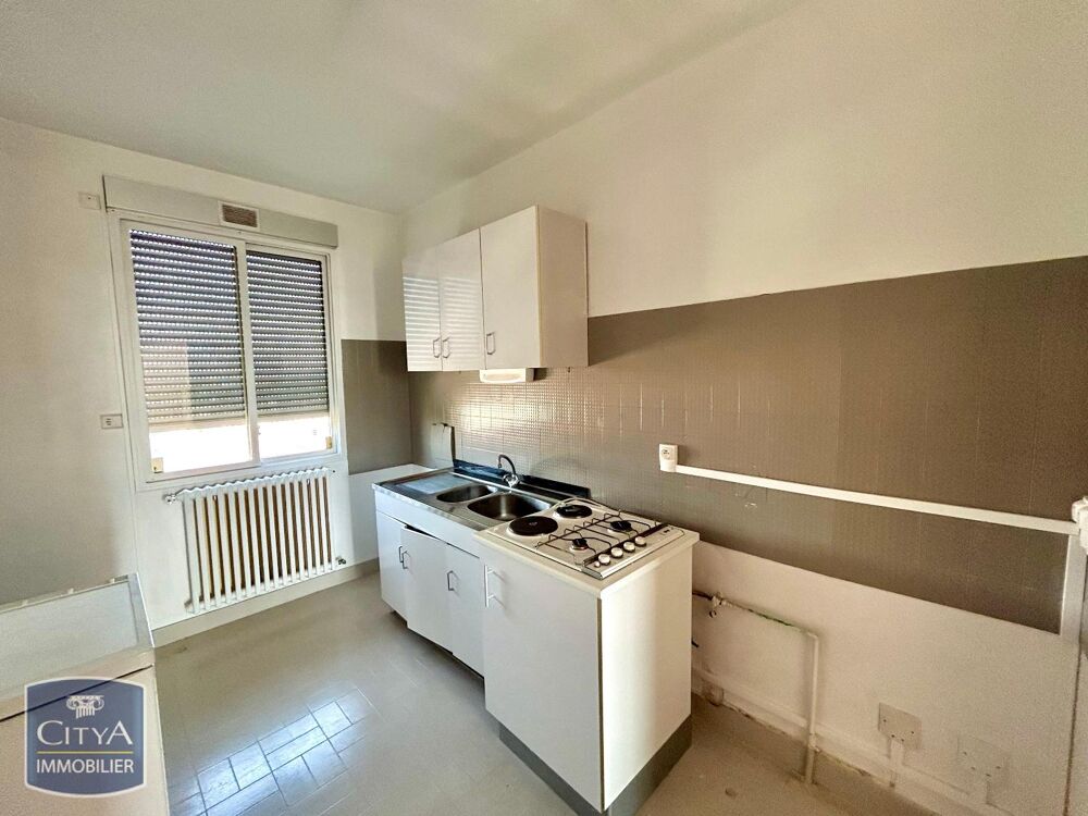 À LOUER : Appartement T2 spacieux situé à Bourg-en-Bress....