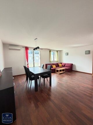  Appartement à louer 4 pièces 63 m²
