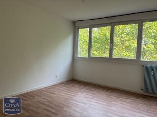  Appartement à louer 3 pièces 66 m²