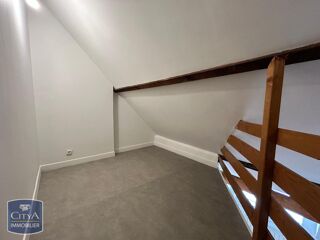  Appartement à louer 1 pièce 43 m²