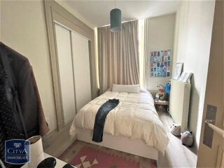  Appartement à louer 5 pièces 139 m²