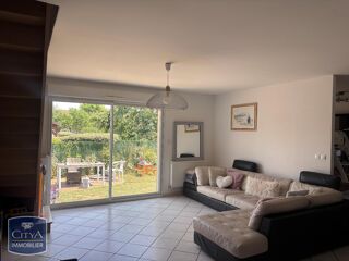  Maison à louer 7 pièces 145 m² Trouy