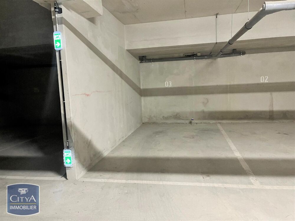 location Parking / Garage Marseille 9