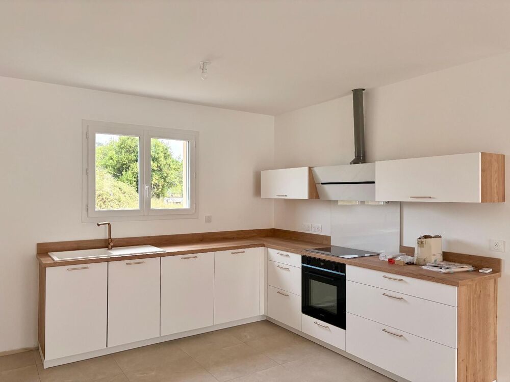 location Villa - 4 pièce(s) - 85 m² Vallon-Pont-d'Arc (07150)