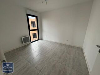  Appartement à louer 3 pièces 71 m²