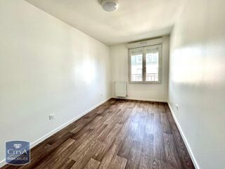 Appartement à louer 3 pièces 64 m²