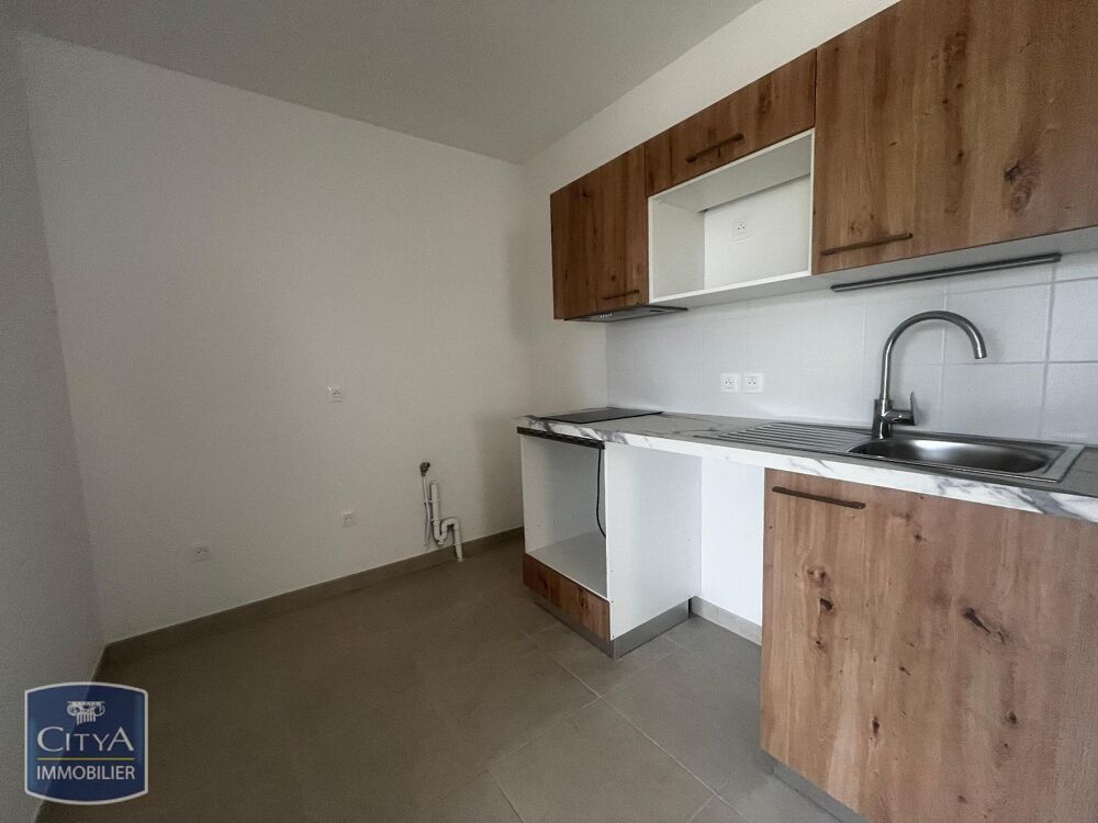 location Appartement - 3 pièce(s) - 63 m² Rodilhan (30230)