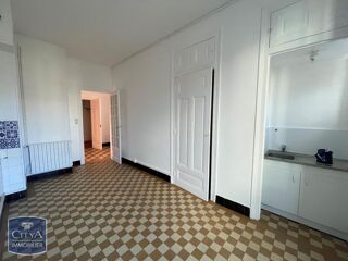  Appartement à louer 3 pièces 90 m²