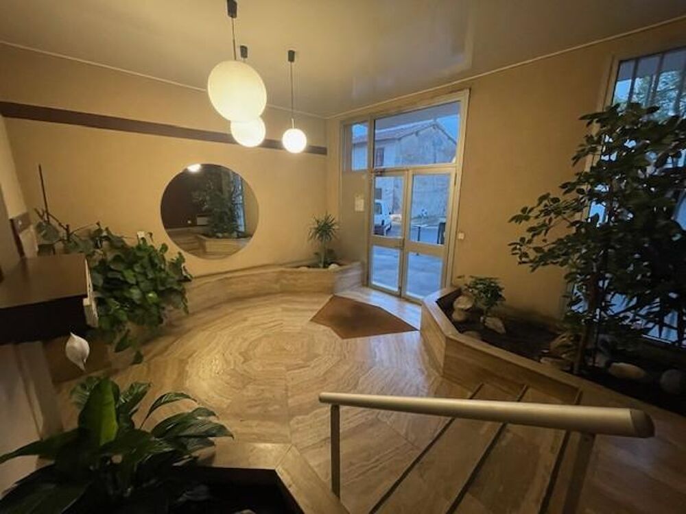 location Appartement - 3 pièce(s) - 63 m² Décines-Charpieu (69150)
