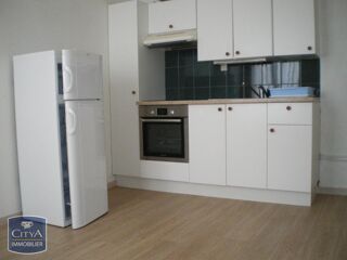  Appartement à louer 2 pièces 32 m²