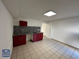  Appartement à louer 4 pièces 87 m²