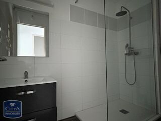  Appartement à louer 3 pièces 56 m²