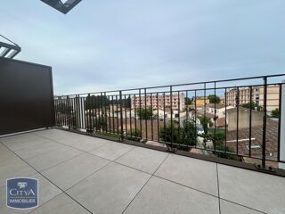  Appartement à louer 4 pièces 85 m²