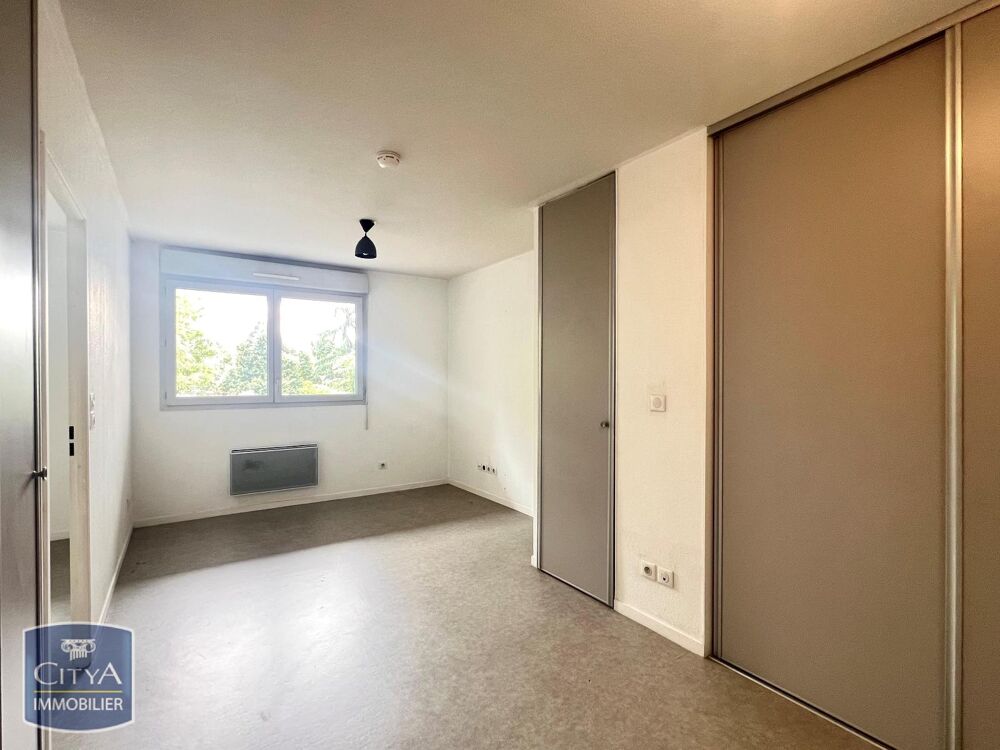location Appartement - 2 pièce(s) - 36 m² Caluire-et-Cuire (69300)