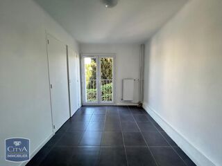  Appartement à louer 3 pièces 56 m²