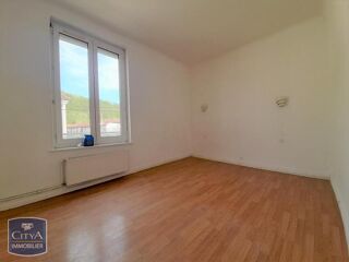  Appartement � louer 5 pi�ces 78 m� Regny