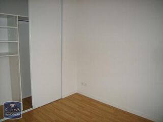  Appartement à louer 3 pièces 57 m²