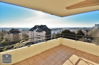  Appartement à louer 5 pièces 130 m²