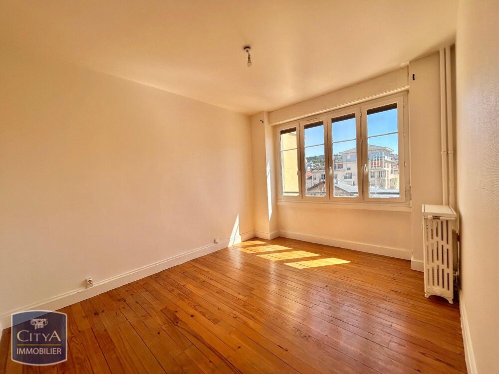 À LOUER : Appartement T3 situé dans le centre-ville de S....