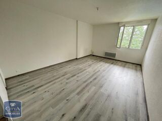  Appartement � louer 1 pi�ce 30 m� Pau