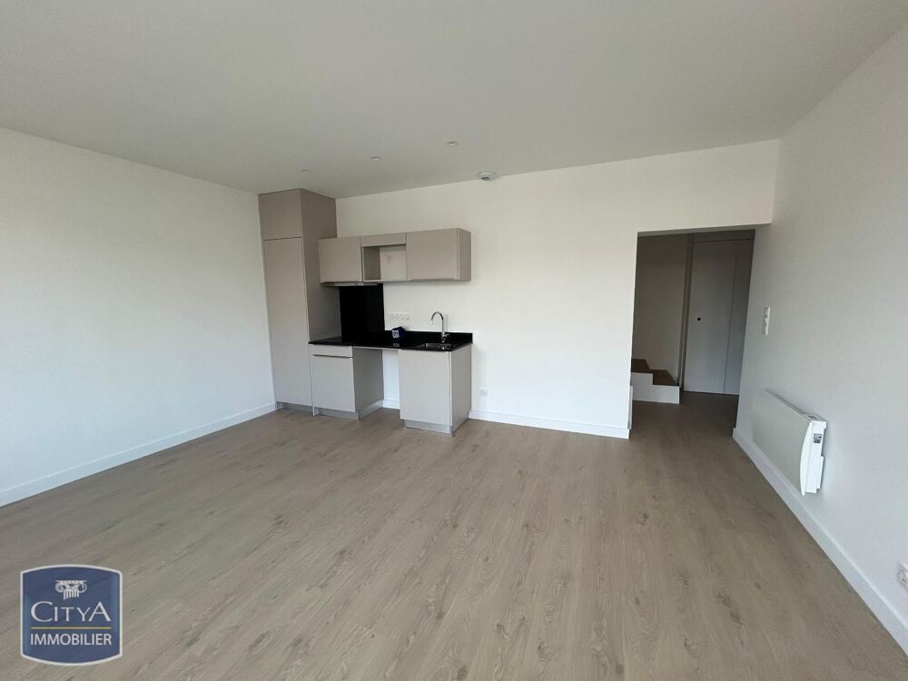 location Appartement - 3 pièce(s) - 64 m² Charleville-Mézières (08000)