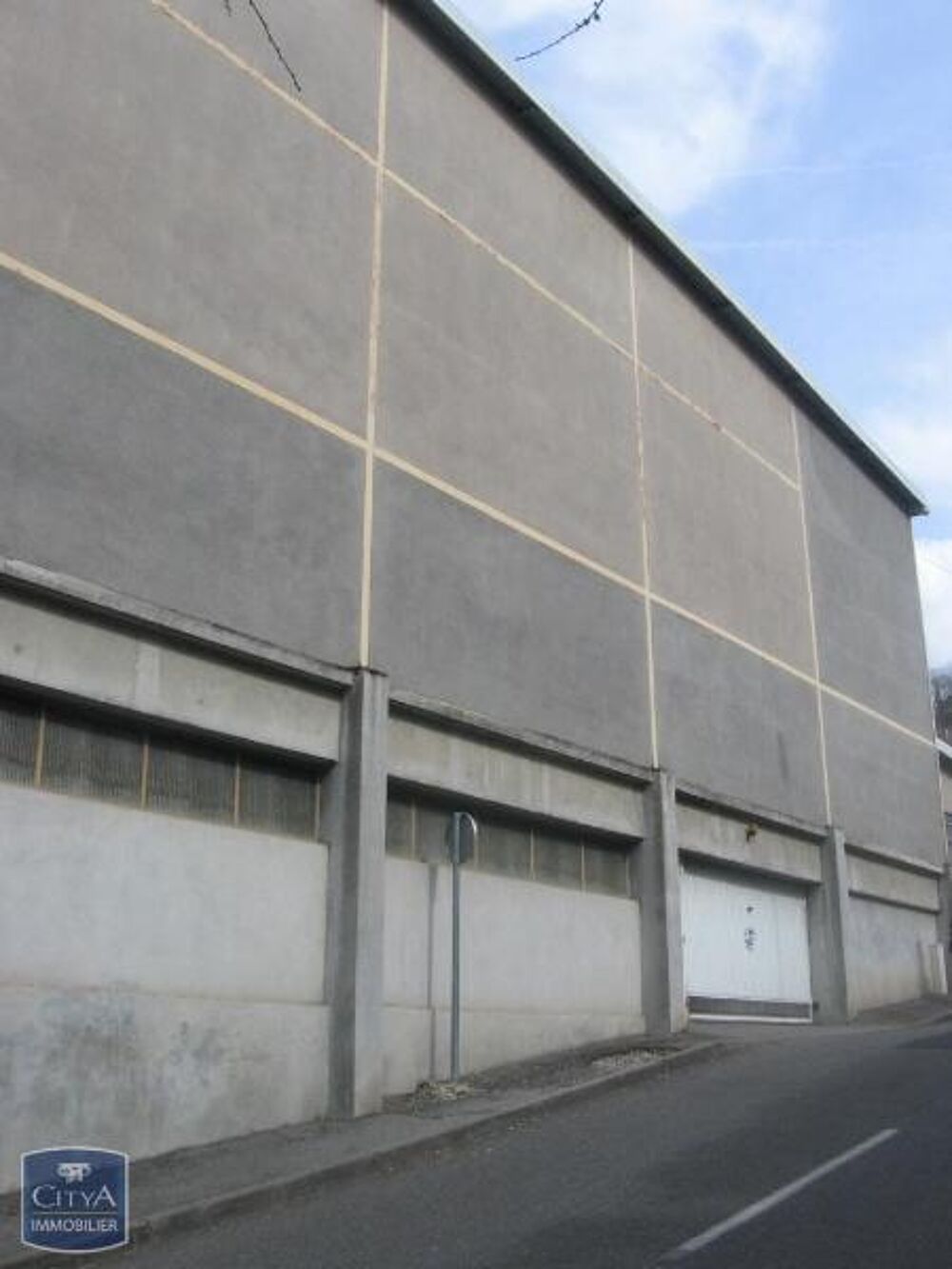location Parking / Garage Tulle (19000)